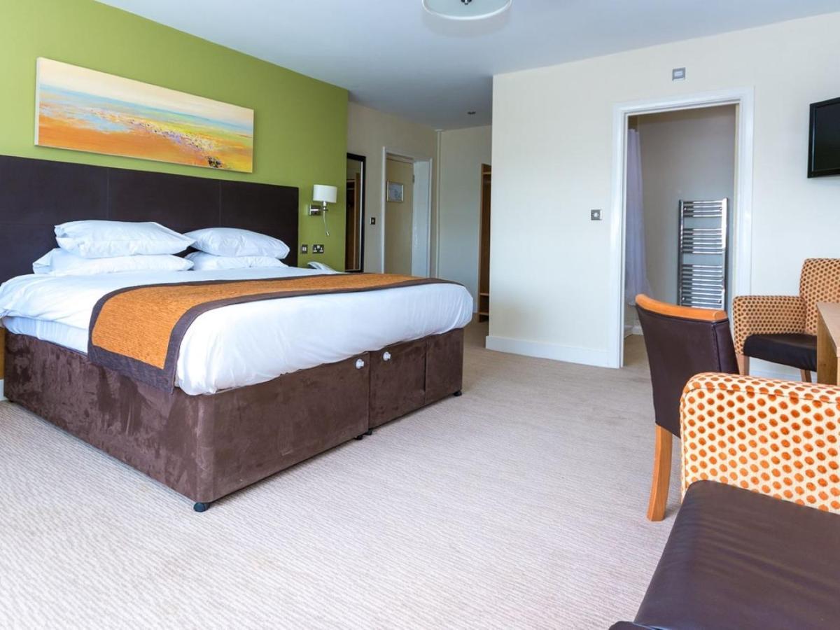 Lord Nelson Hotel Pembroke Eksteriør billede