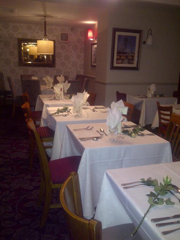 Lord Nelson Hotel Pembroke Eksteriør billede