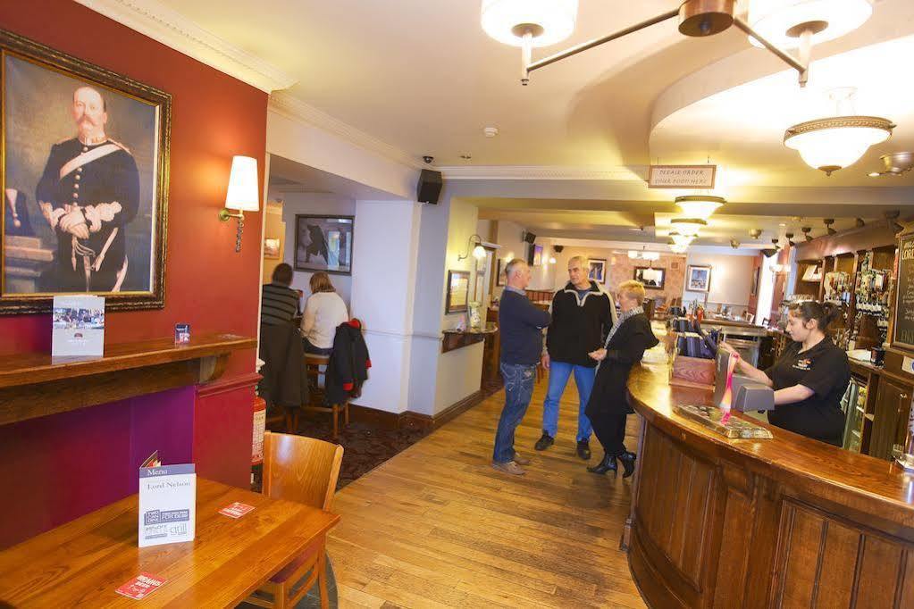 Lord Nelson Hotel Pembroke Eksteriør billede